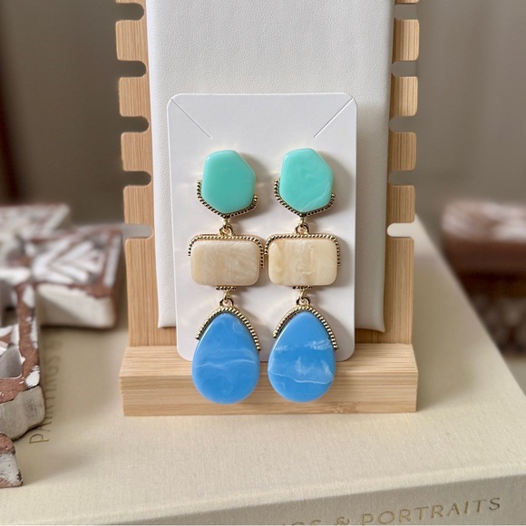 Anthropologie Boho Multicolor Stone Statement Earrings - Picture 5 of 6